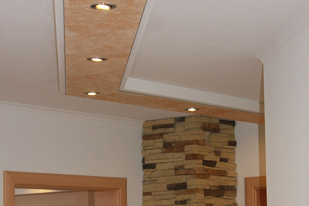 Indirekte LED Beleuchtung, Stuckleisten, Lichtprofile und